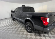 2017 Nissan Titan PRO-4X 4×4