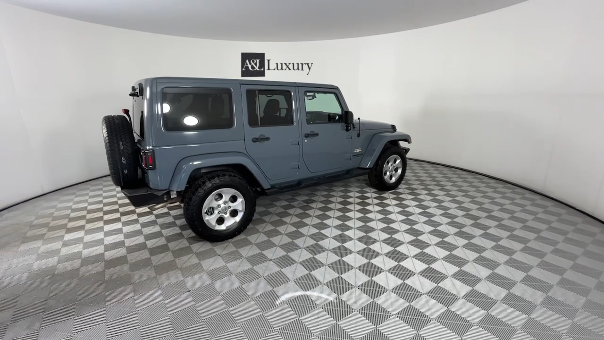 2014 Jeep Wrangler Unlimited Sahara