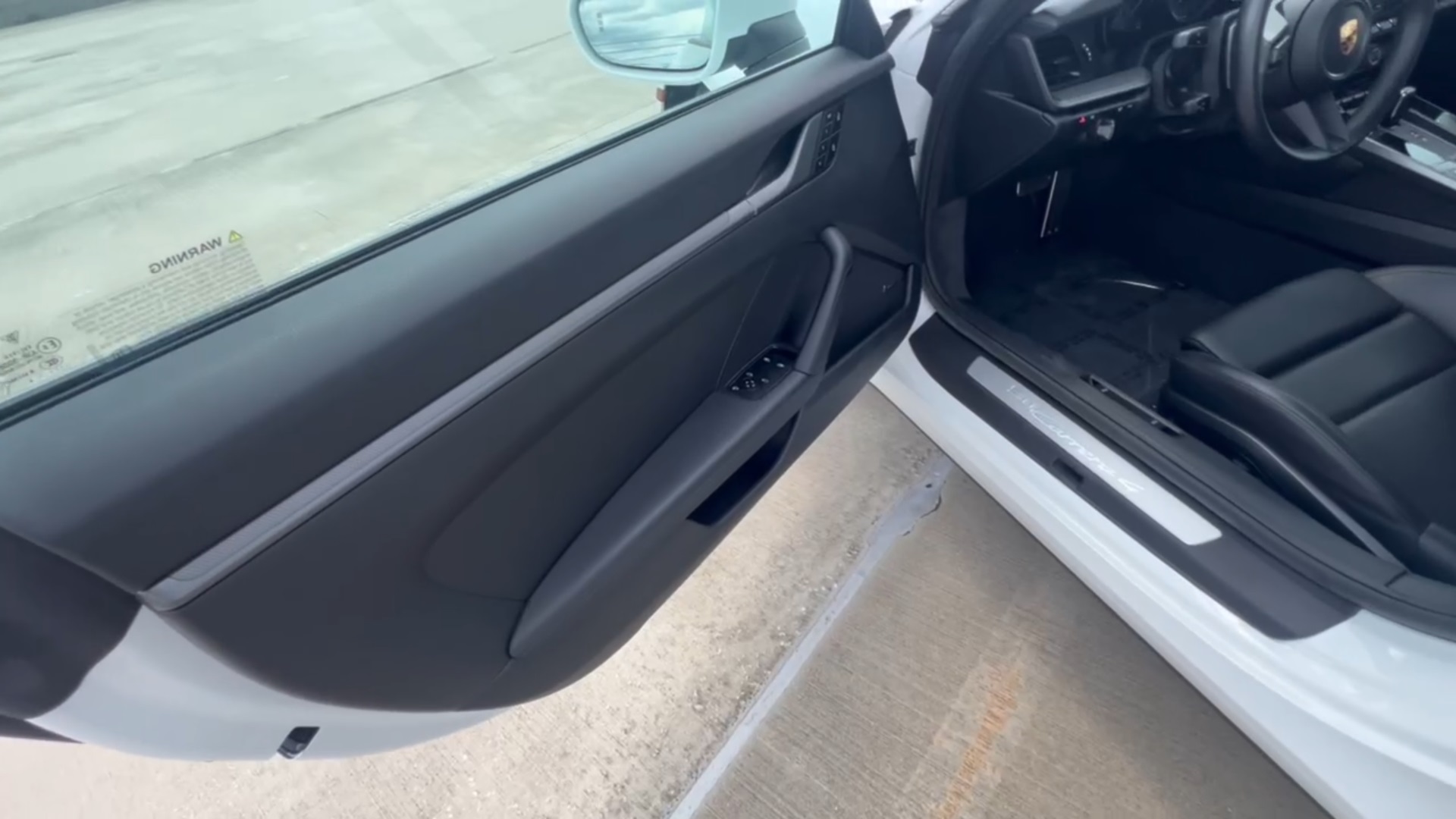 2024 Porsche 911 Carrera 4