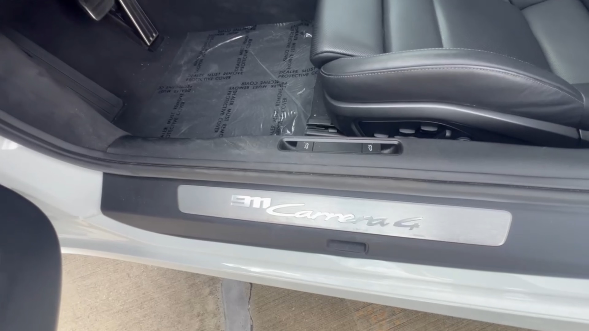 2024 Porsche 911 Carrera 4