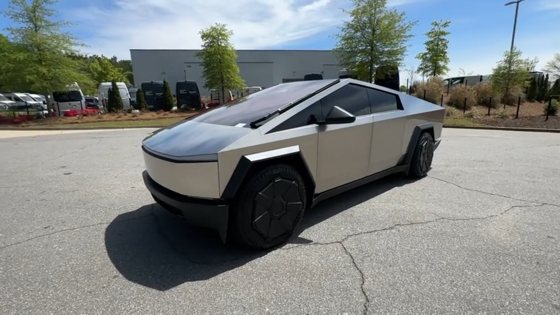 2024 Tesla Cybertruck Base