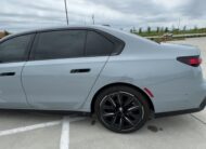 2023 BMW 760i xDrive