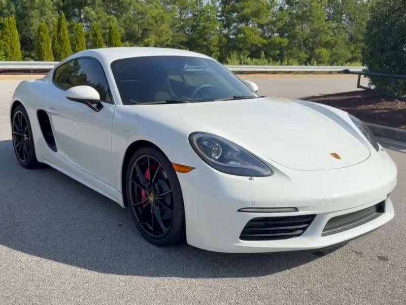 2024 Porsche 718 Cayman S