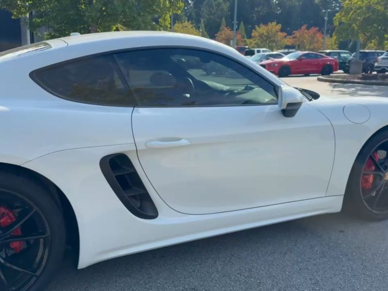 2024 Porsche 718 Cayman S