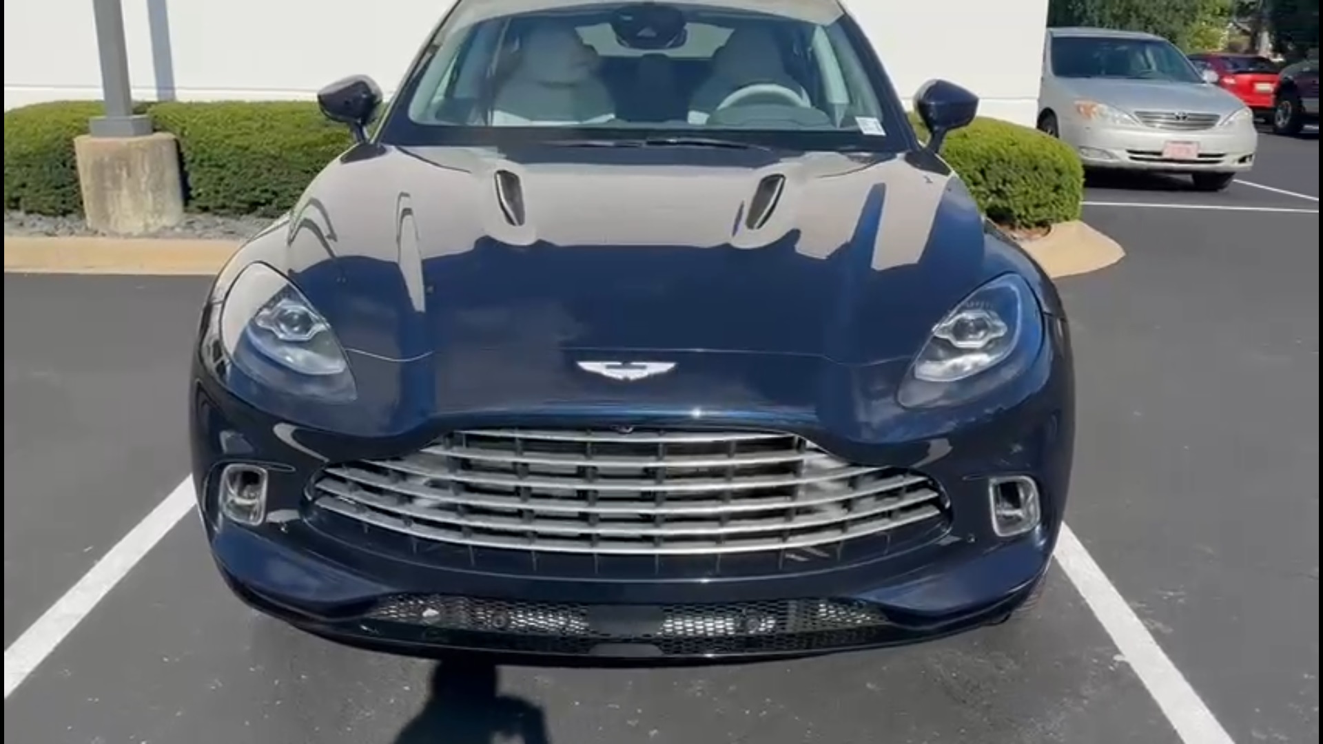 2021 Aston Martin DBX