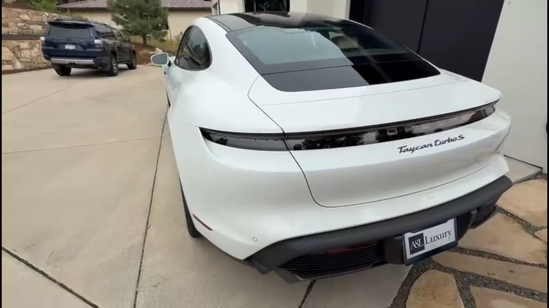 2021 Porsche Taycan Turbo S